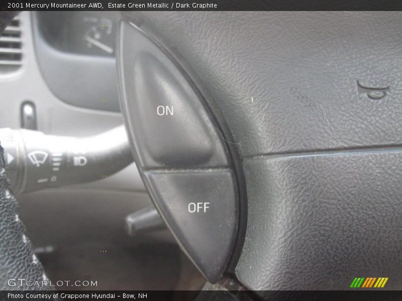 Estate Green Metallic / Dark Graphite 2001 Mercury Mountaineer AWD