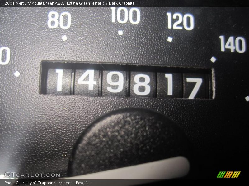 Estate Green Metallic / Dark Graphite 2001 Mercury Mountaineer AWD