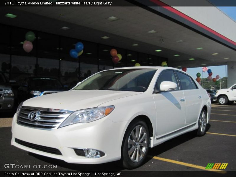 Blizzard White Pearl / Light Gray 2011 Toyota Avalon Limited