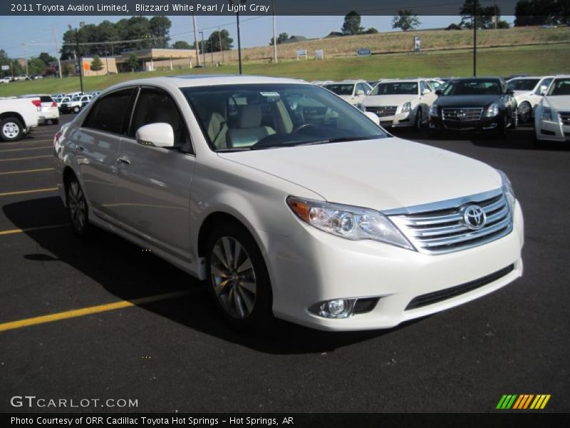 Blizzard White Pearl / Light Gray 2011 Toyota Avalon Limited