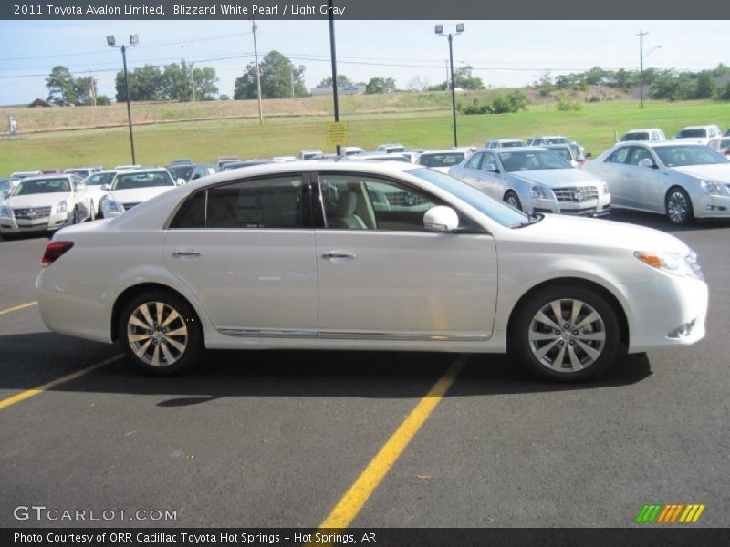 Blizzard White Pearl / Light Gray 2011 Toyota Avalon Limited
