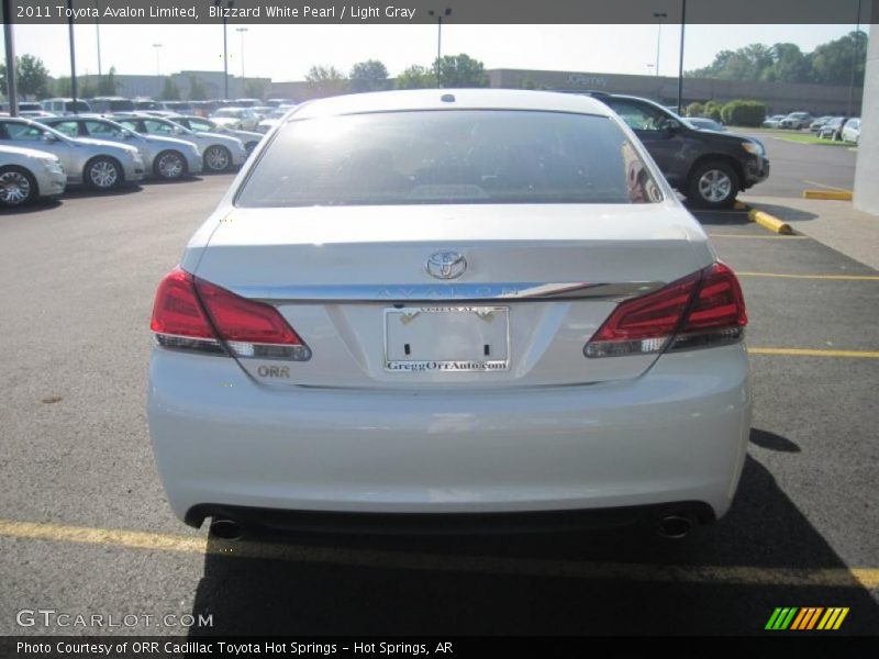 Blizzard White Pearl / Light Gray 2011 Toyota Avalon Limited