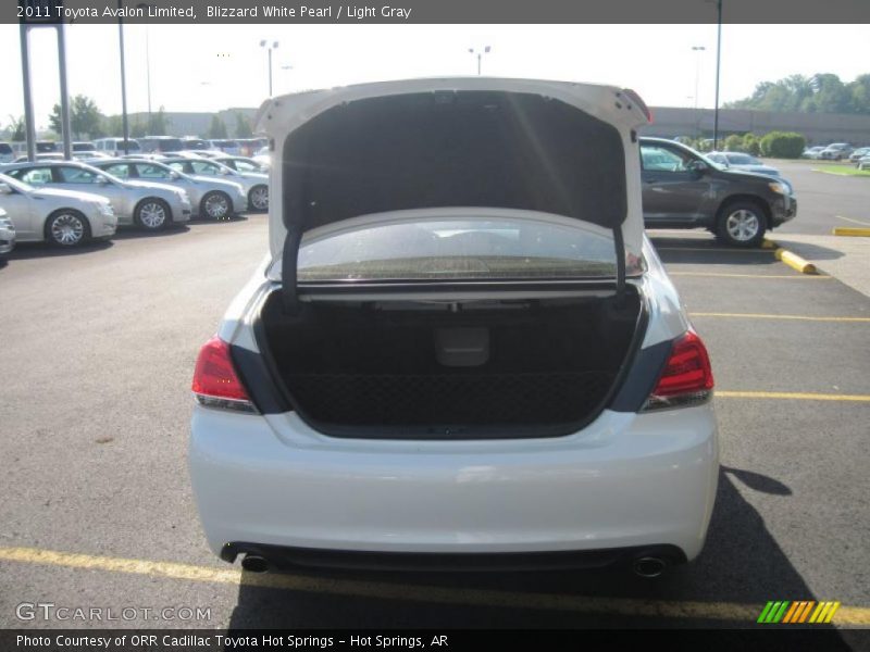 Blizzard White Pearl / Light Gray 2011 Toyota Avalon Limited