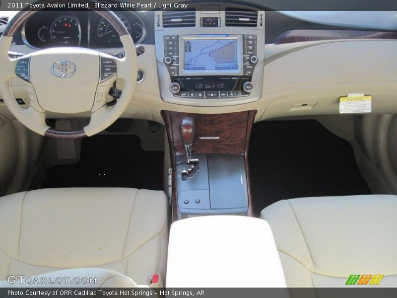 Blizzard White Pearl / Light Gray 2011 Toyota Avalon Limited