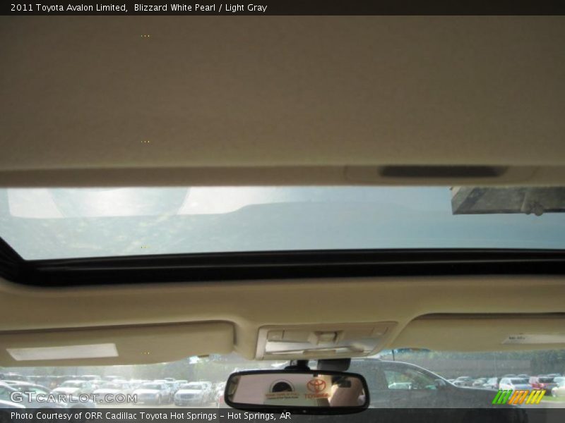 Blizzard White Pearl / Light Gray 2011 Toyota Avalon Limited