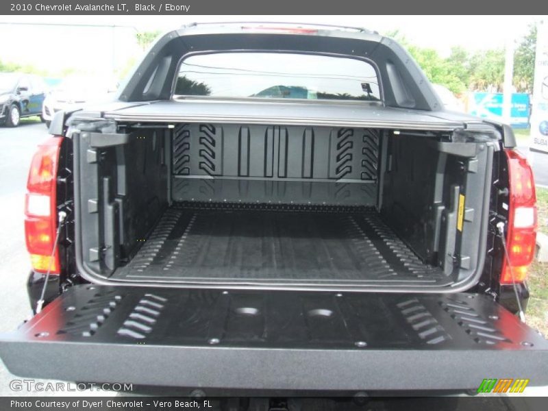 Black / Ebony 2010 Chevrolet Avalanche LT