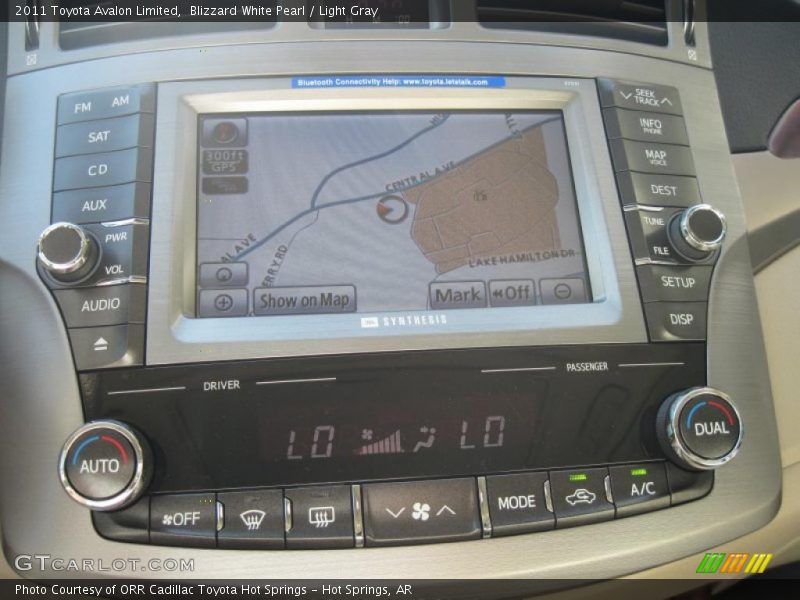 Blizzard White Pearl / Light Gray 2011 Toyota Avalon Limited