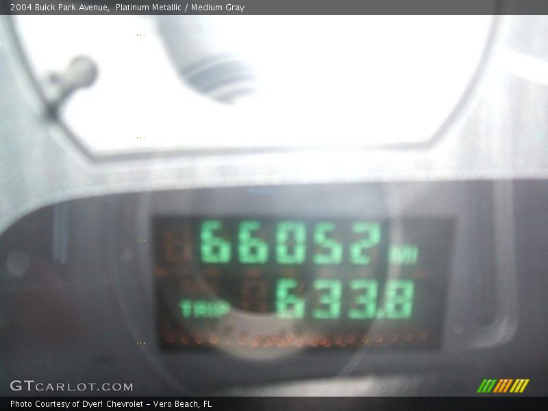 Platinum Metallic / Medium Gray 2004 Buick Park Avenue