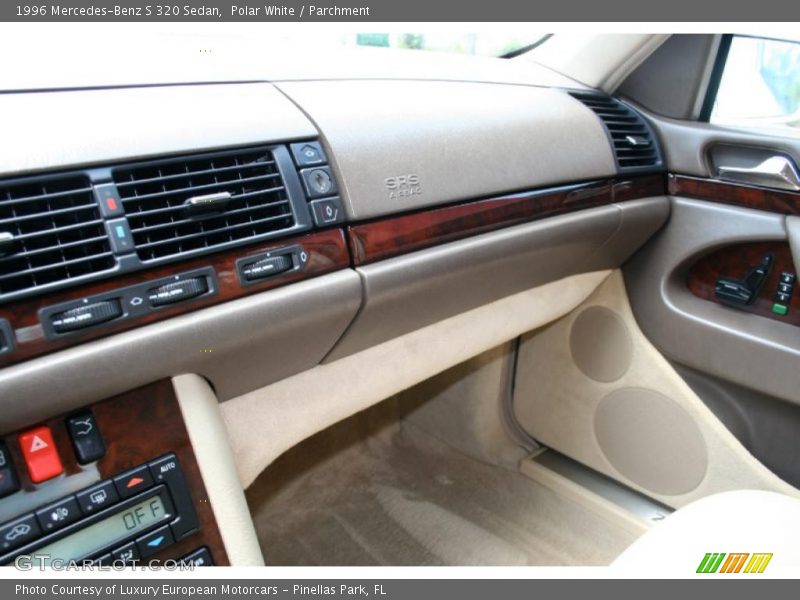 Polar White / Parchment 1996 Mercedes-Benz S 320 Sedan