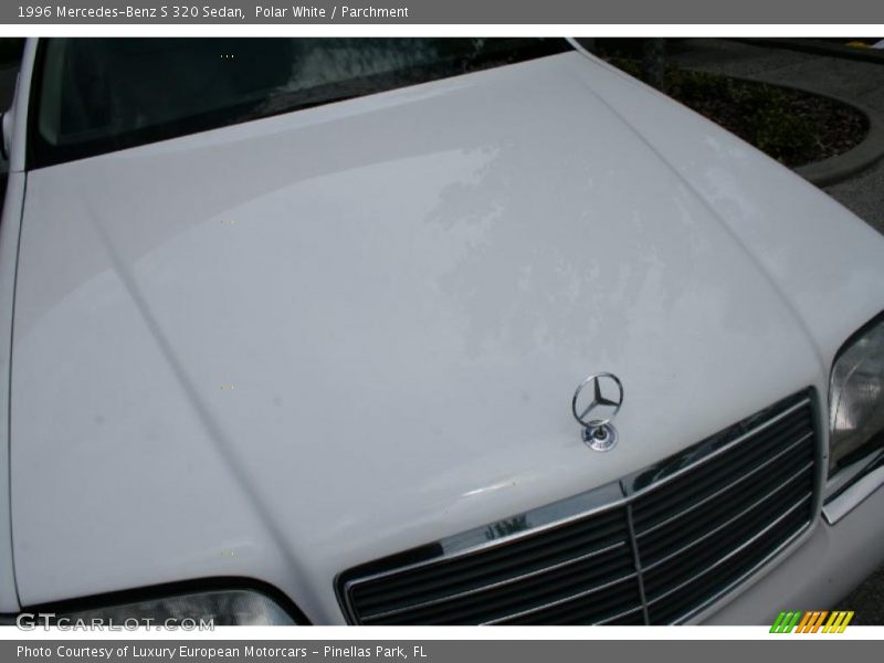 Polar White / Parchment 1996 Mercedes-Benz S 320 Sedan