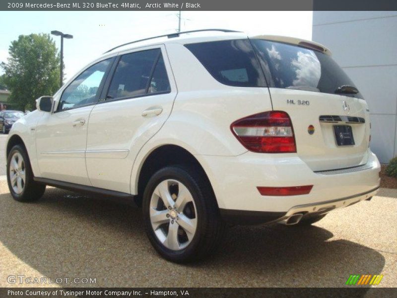 Arctic White / Black 2009 Mercedes-Benz ML 320 BlueTec 4Matic