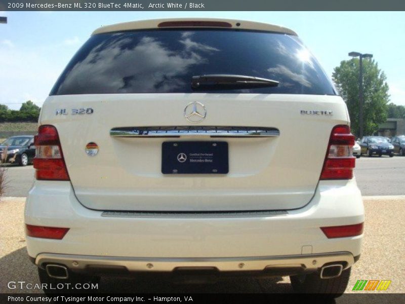 Arctic White / Black 2009 Mercedes-Benz ML 320 BlueTec 4Matic