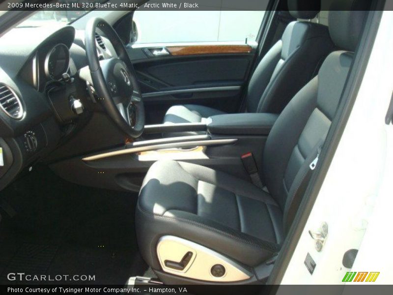 Arctic White / Black 2009 Mercedes-Benz ML 320 BlueTec 4Matic