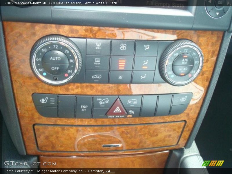 Arctic White / Black 2009 Mercedes-Benz ML 320 BlueTec 4Matic