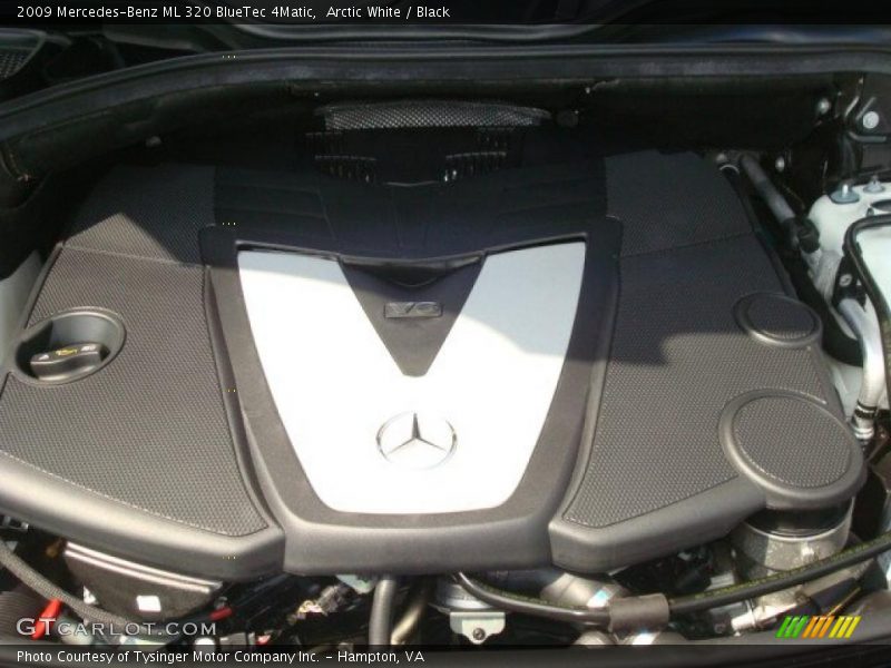Arctic White / Black 2009 Mercedes-Benz ML 320 BlueTec 4Matic