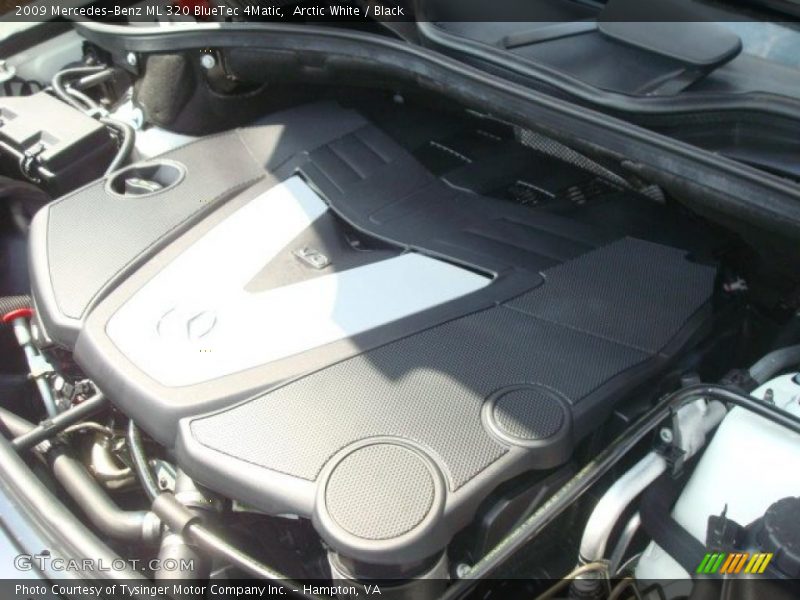 Arctic White / Black 2009 Mercedes-Benz ML 320 BlueTec 4Matic