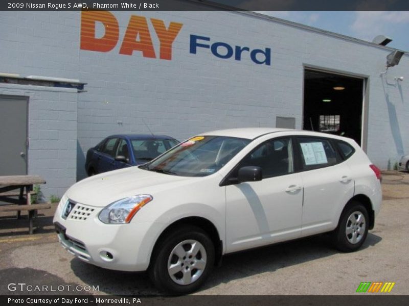 Phantom White / Black 2009 Nissan Rogue S AWD