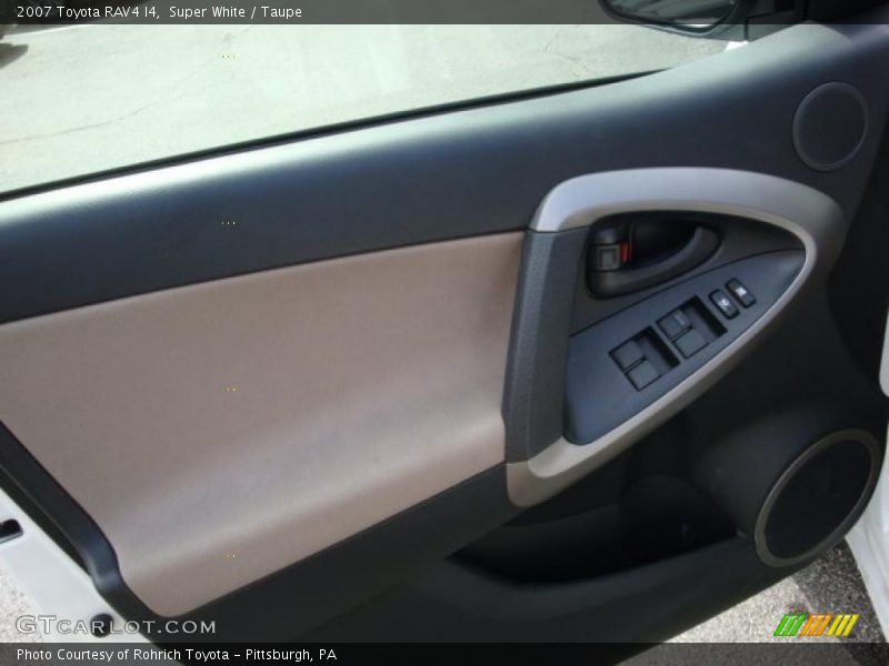 Super White / Taupe 2007 Toyota RAV4 I4