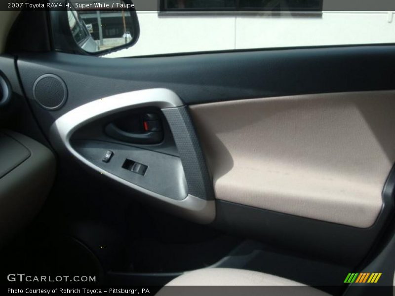Super White / Taupe 2007 Toyota RAV4 I4