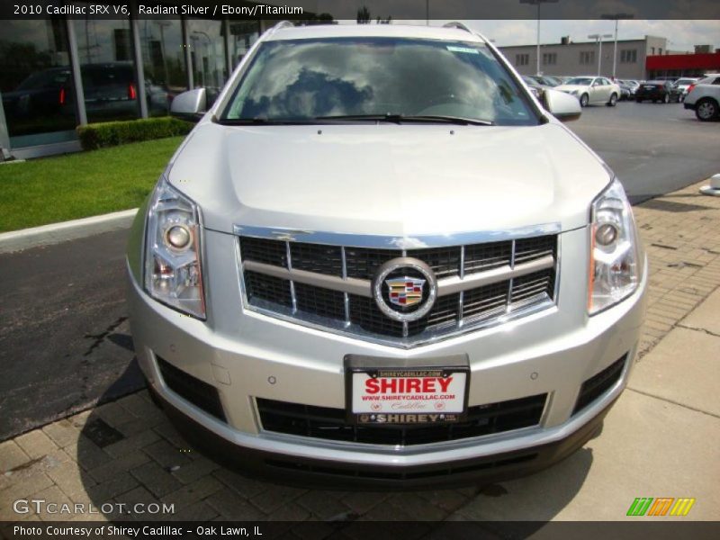 Radiant Silver / Ebony/Titanium 2010 Cadillac SRX V6