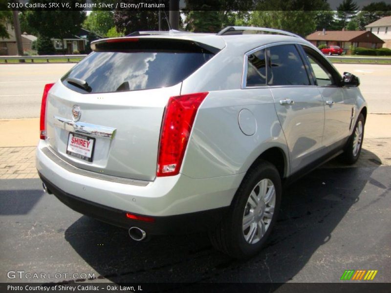 Radiant Silver / Ebony/Titanium 2010 Cadillac SRX V6