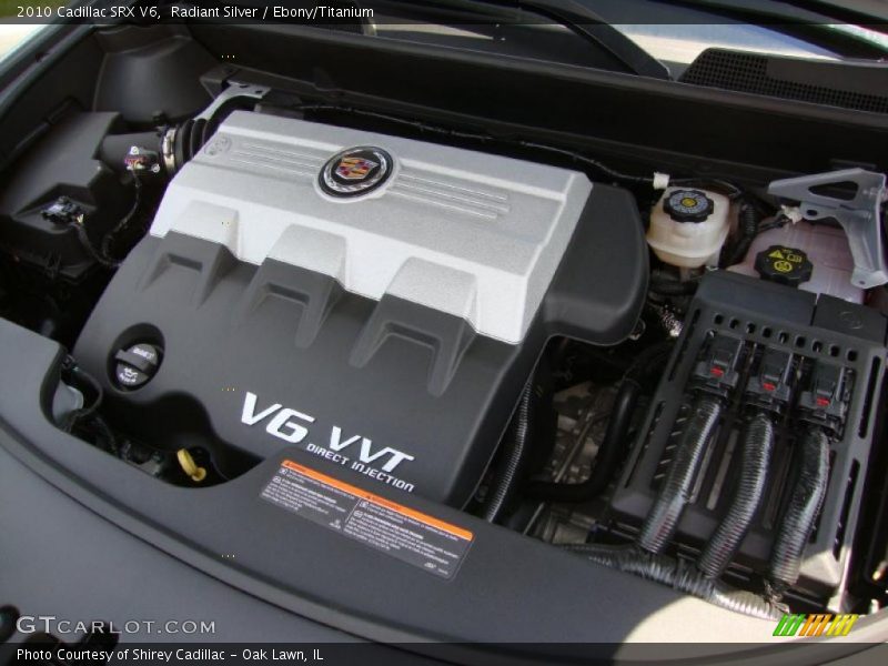 Radiant Silver / Ebony/Titanium 2010 Cadillac SRX V6