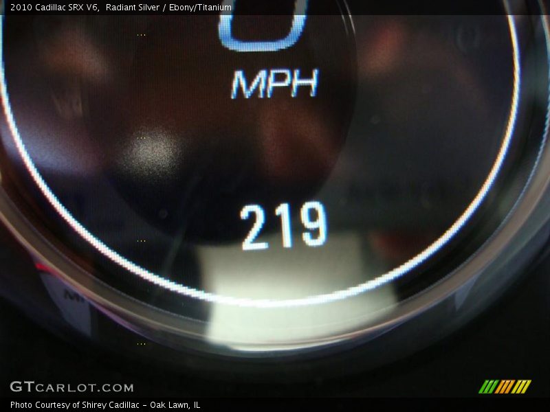 Radiant Silver / Ebony/Titanium 2010 Cadillac SRX V6