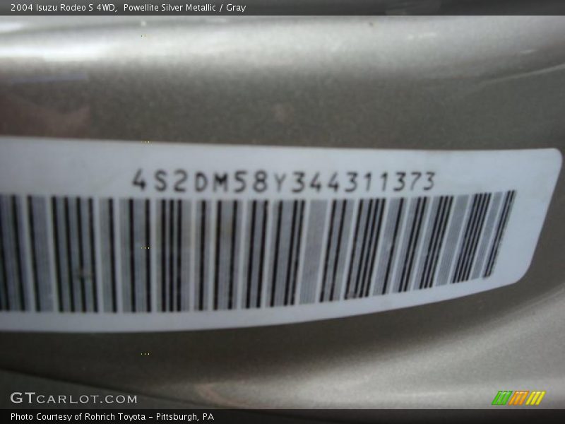 Powellite Silver Metallic / Gray 2004 Isuzu Rodeo S 4WD