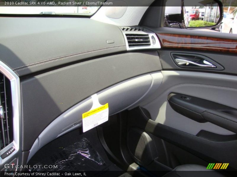 Radiant Silver / Ebony/Titanium 2010 Cadillac SRX 4 V6 AWD