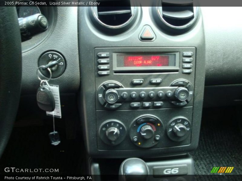 Liquid Silver Metallic / Ebony 2005 Pontiac G6 Sedan