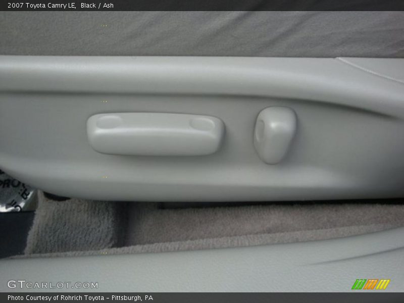 Black / Ash 2007 Toyota Camry LE