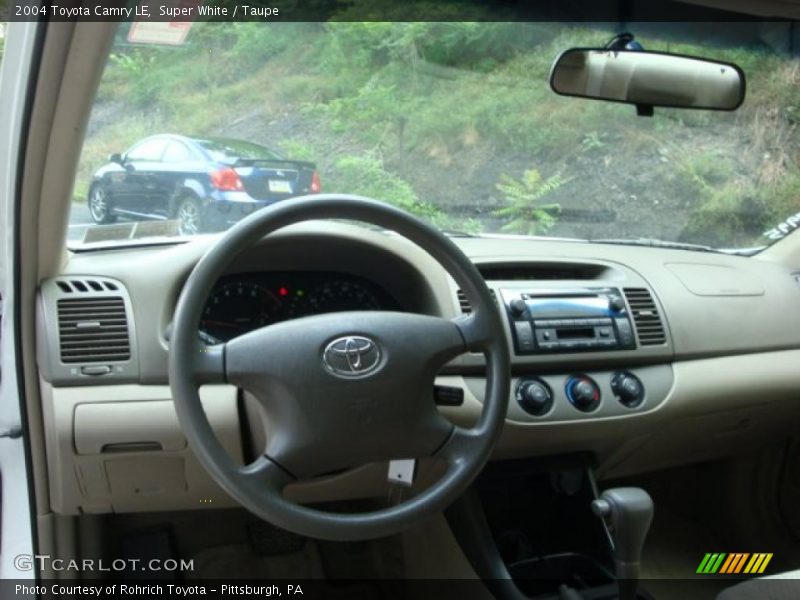 Super White / Taupe 2004 Toyota Camry LE