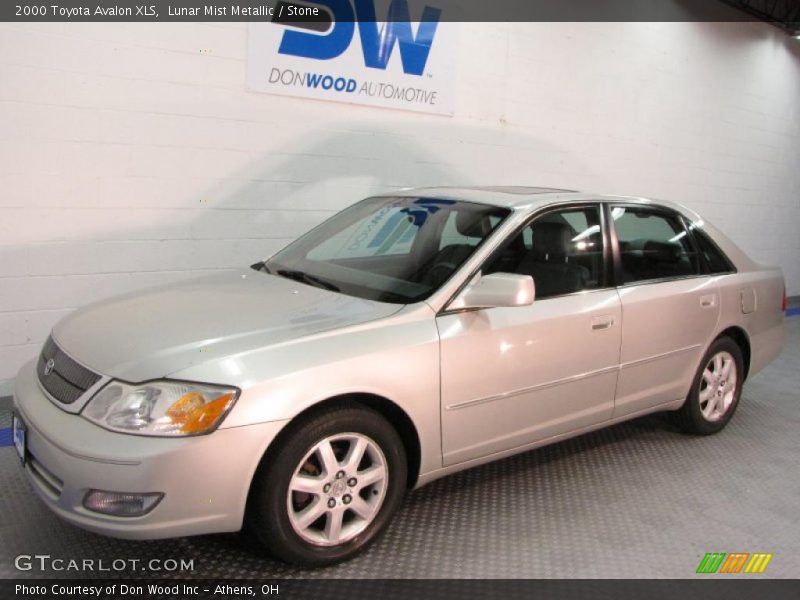 Lunar Mist Metallic / Stone 2000 Toyota Avalon XLS