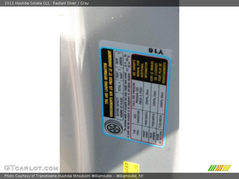 Radiant Silver / Gray 2011 Hyundai Sonata GLS