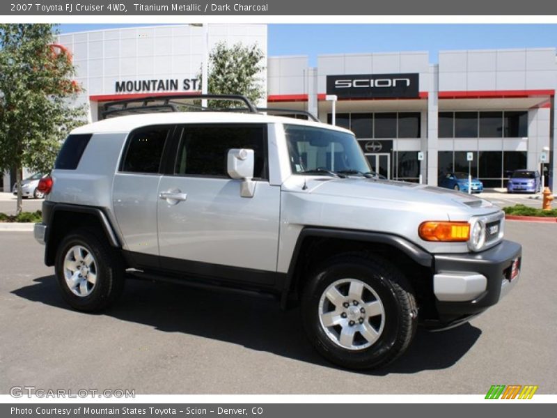 Titanium Metallic / Dark Charcoal 2007 Toyota FJ Cruiser 4WD