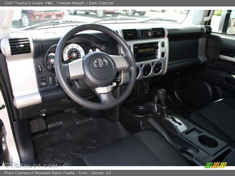 Titanium Metallic / Dark Charcoal 2007 Toyota FJ Cruiser 4WD