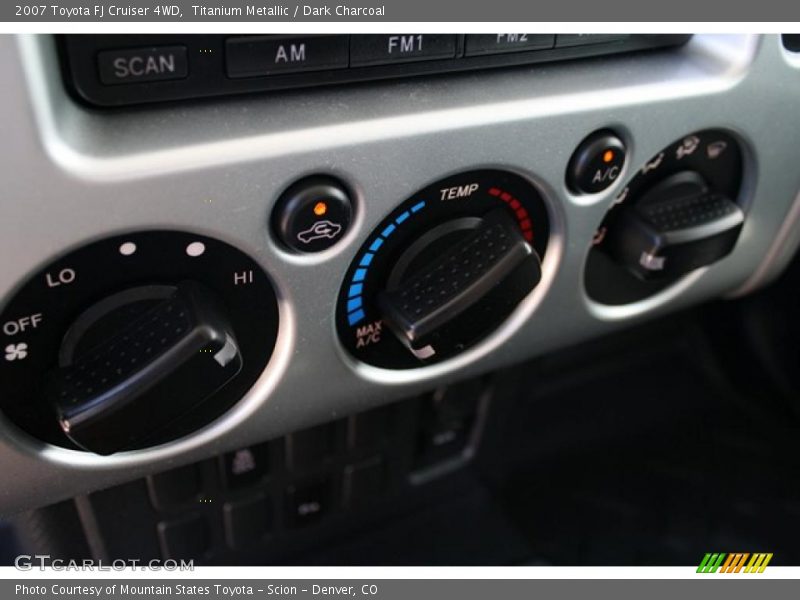 Titanium Metallic / Dark Charcoal 2007 Toyota FJ Cruiser 4WD