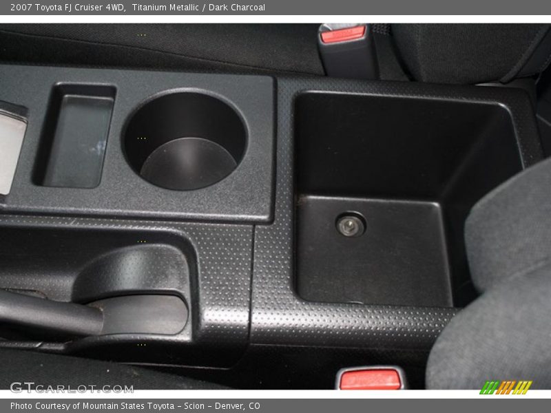 Titanium Metallic / Dark Charcoal 2007 Toyota FJ Cruiser 4WD