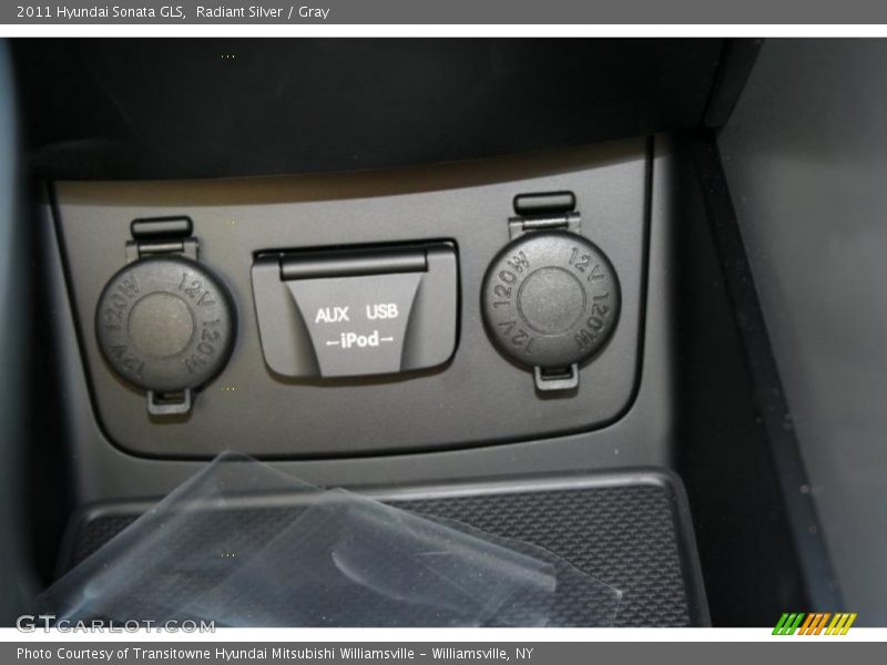 Radiant Silver / Gray 2011 Hyundai Sonata GLS