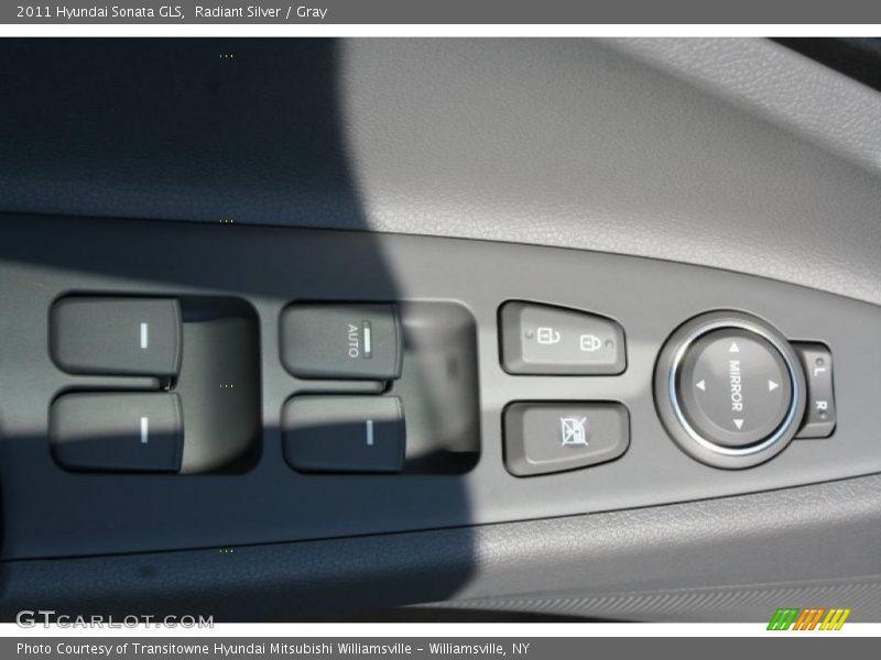 Radiant Silver / Gray 2011 Hyundai Sonata GLS