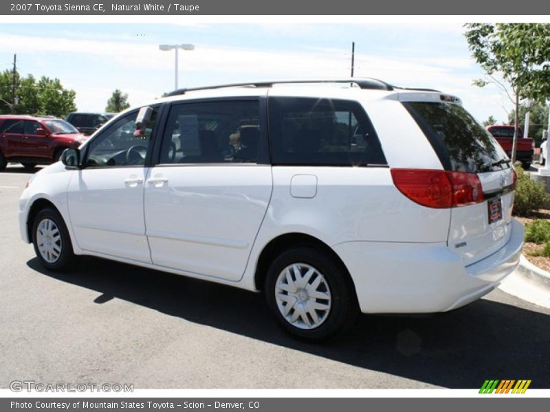 Natural White / Taupe 2007 Toyota Sienna CE