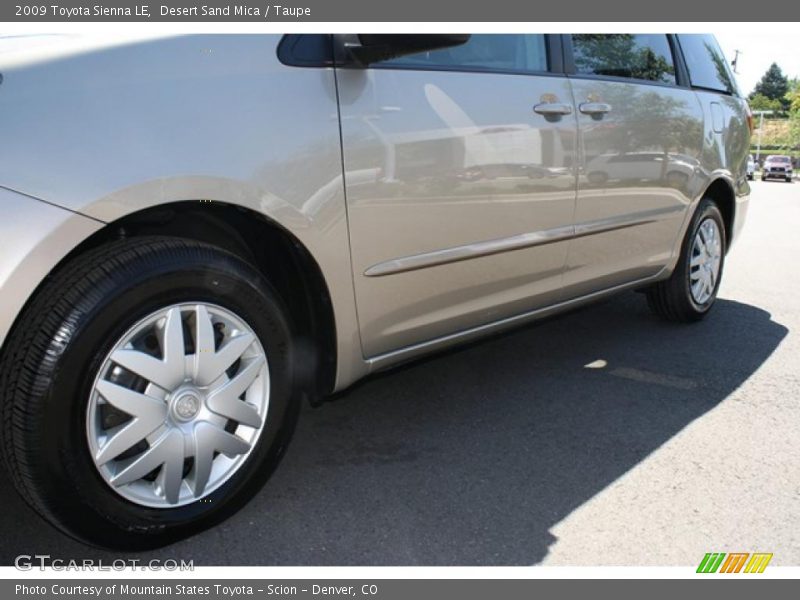 Desert Sand Mica / Taupe 2009 Toyota Sienna LE