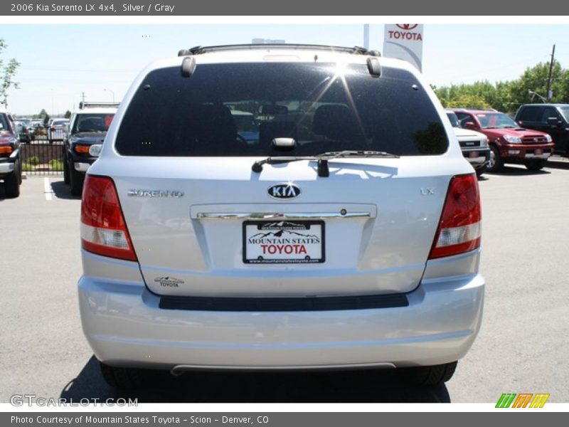 Silver / Gray 2006 Kia Sorento LX 4x4