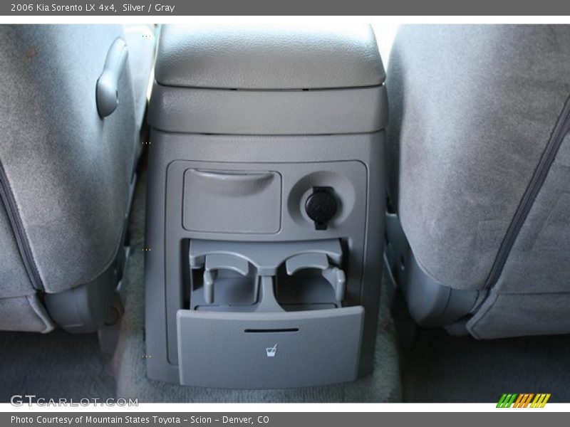 Silver / Gray 2006 Kia Sorento LX 4x4