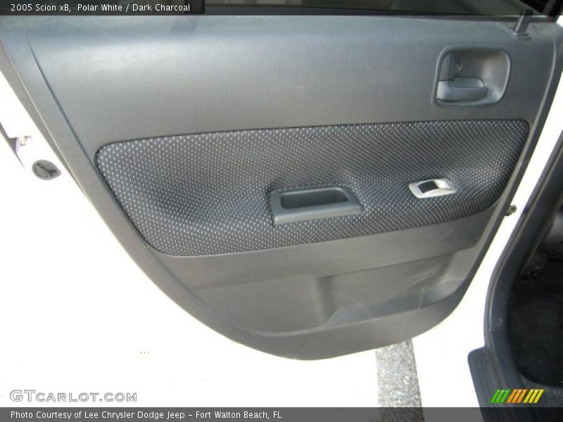 Polar White / Dark Charcoal 2005 Scion xB