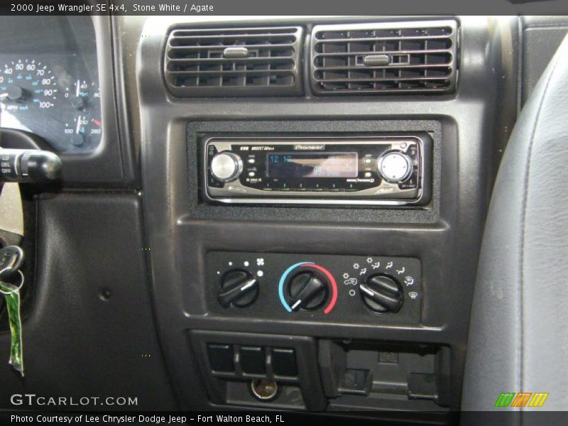 Stone White / Agate 2000 Jeep Wrangler SE 4x4