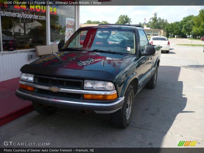 Emerald Green Metallic / Beige 1996 Chevrolet S10 Regular Cab
