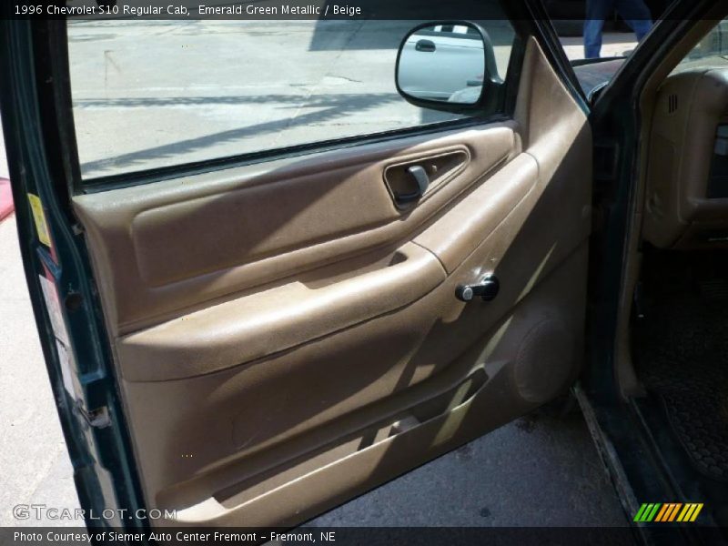 Emerald Green Metallic / Beige 1996 Chevrolet S10 Regular Cab