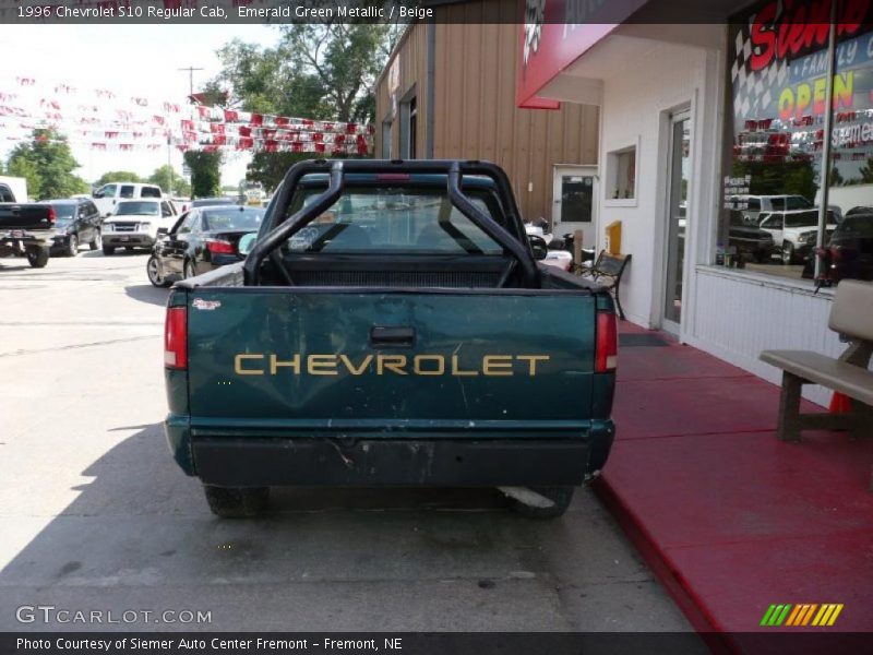 Emerald Green Metallic / Beige 1996 Chevrolet S10 Regular Cab