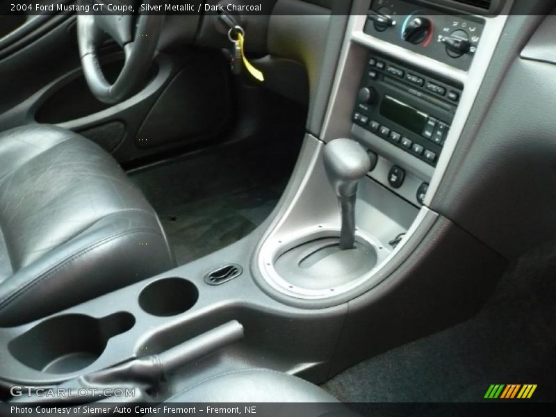 Silver Metallic / Dark Charcoal 2004 Ford Mustang GT Coupe